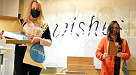 210115 Zwei Personen mit Abstand
