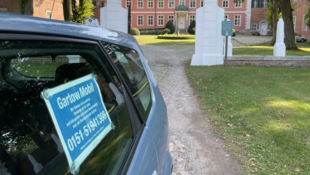 Gartow Mobil - Aufkleber an der Seitenscheibe eines Autos