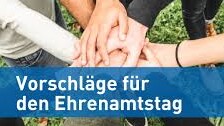Hände greifen ineinander