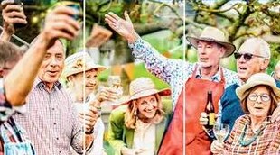 Feiernde Menschen beim VdK Feiernde Menschen beim VdK